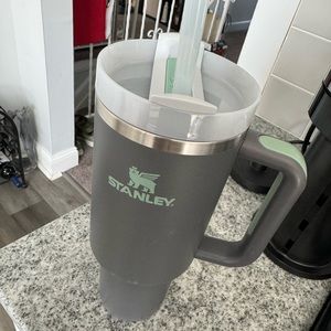 Gray Stanley Quencher